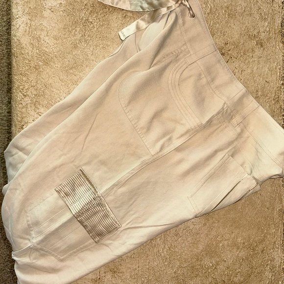 WHBM silky cargo pants with ribbon/satin trim NWOT - Picture 9 of 11